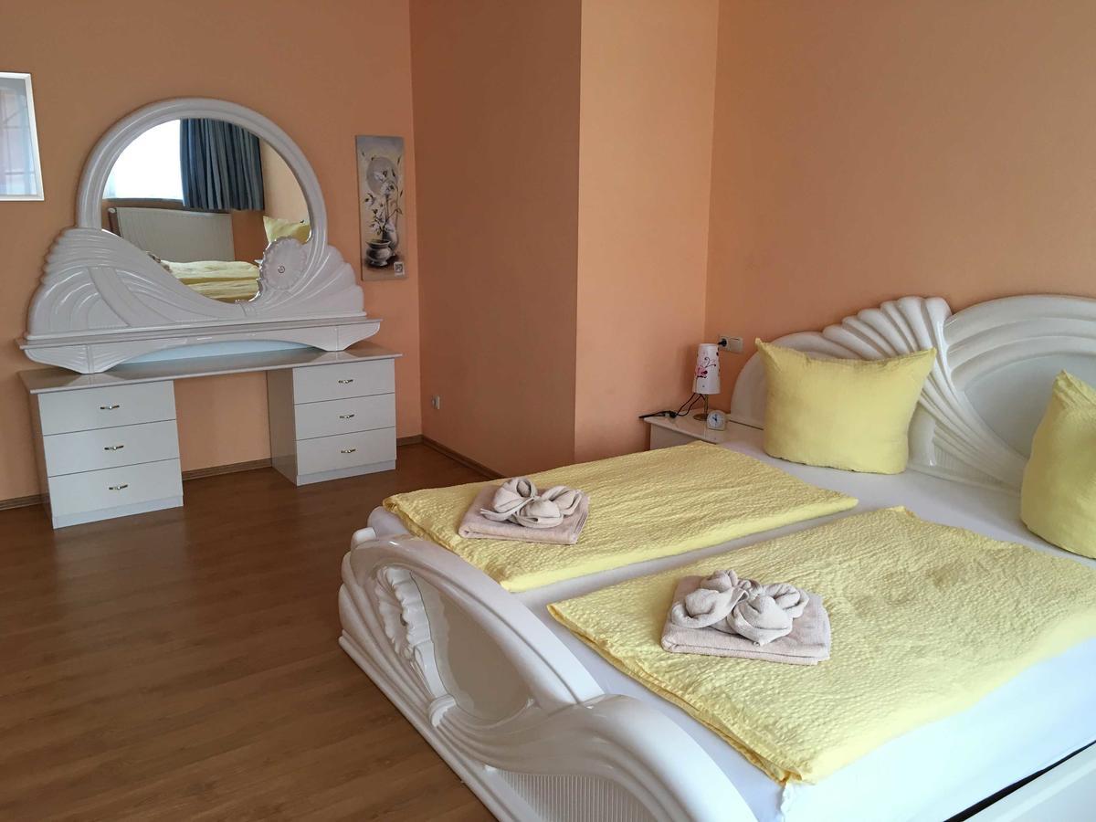 Ferienhaus, Doppelhaushaelfte In Seebad Ahlbeck Χέρινγκσντορφ Εξωτερικό φωτογραφία